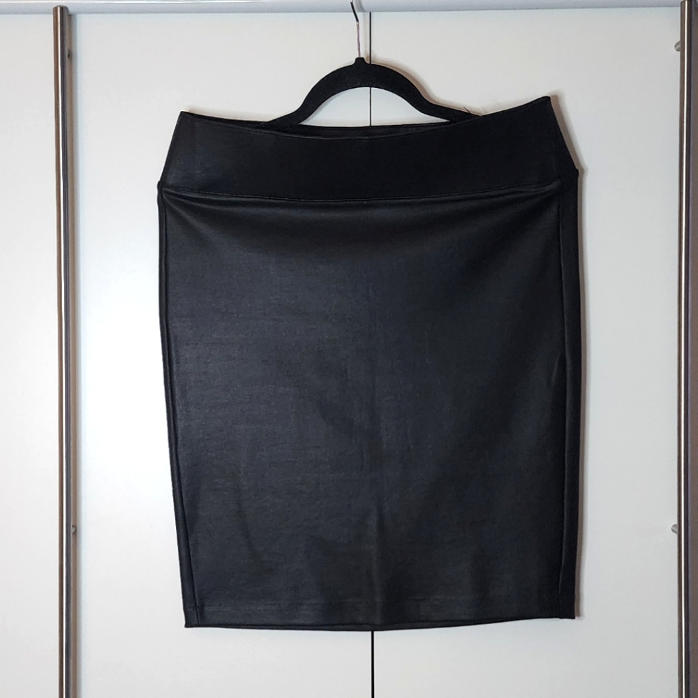 Faux Leather Skirt with stretch